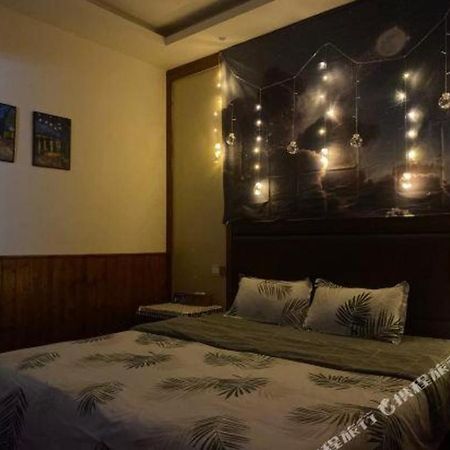 Parkside Hostel Guilin Exterior photo